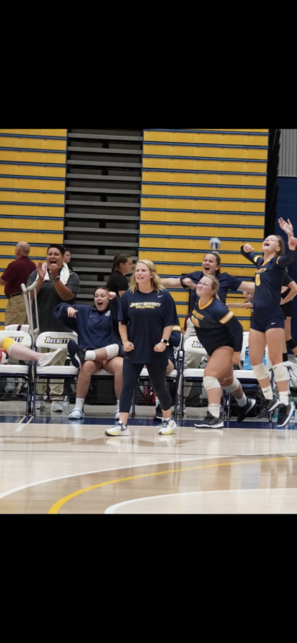Averett Cougars gains a point in the match last weekend.